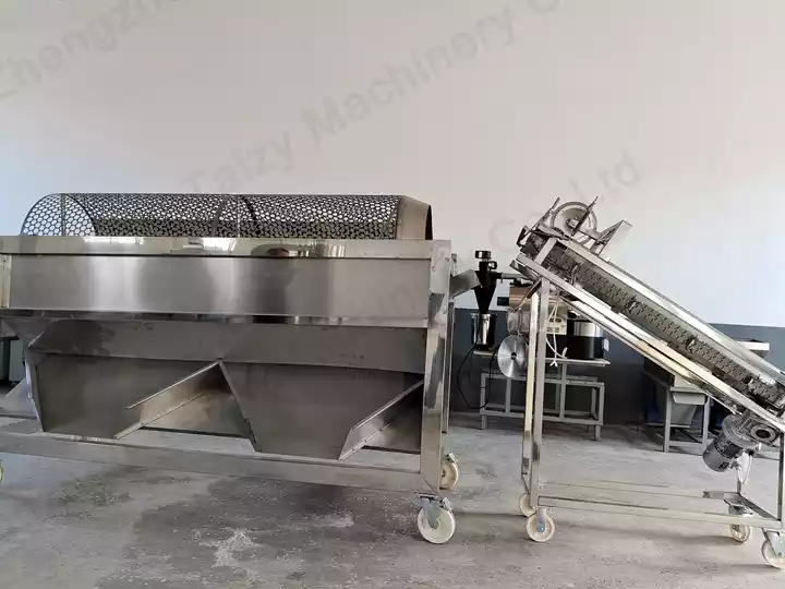 Cocoa Pod Splitting machine