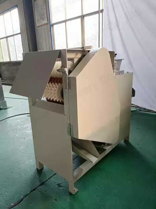 Peanut Wet-Processing Shelling Machine