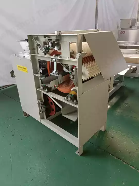 Wet-Process Peeling Machine