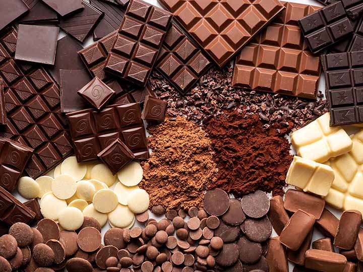 chocolate made by chocolate manufacturing machine