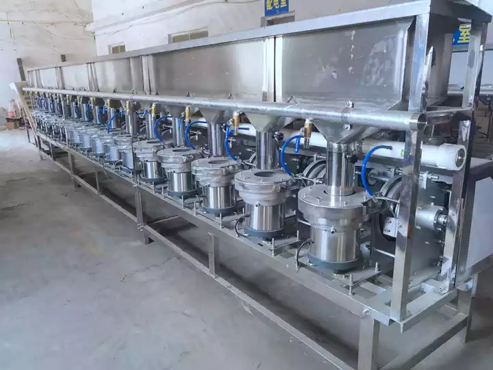 Haselnussknackmaschine