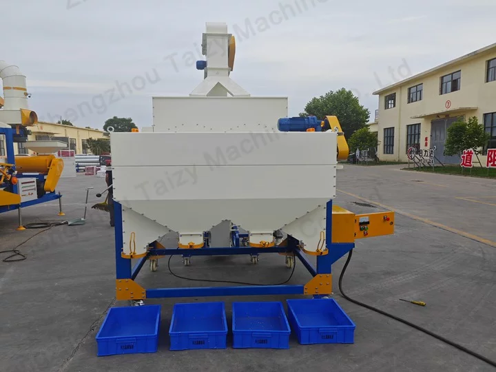 Magnetic separation machine