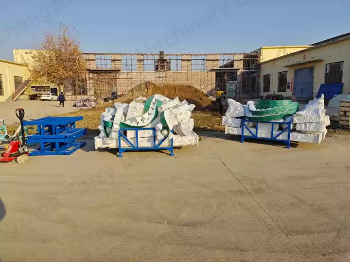 2 sets of 5-meter vertical lifts