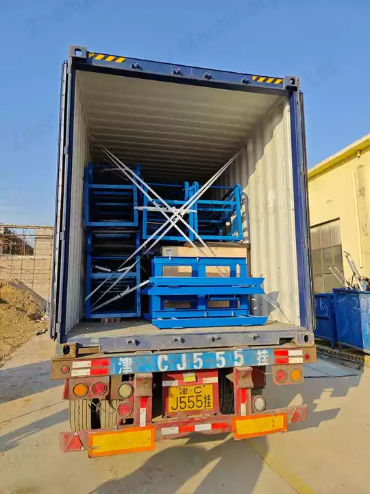 Hazelnut sorting line loading