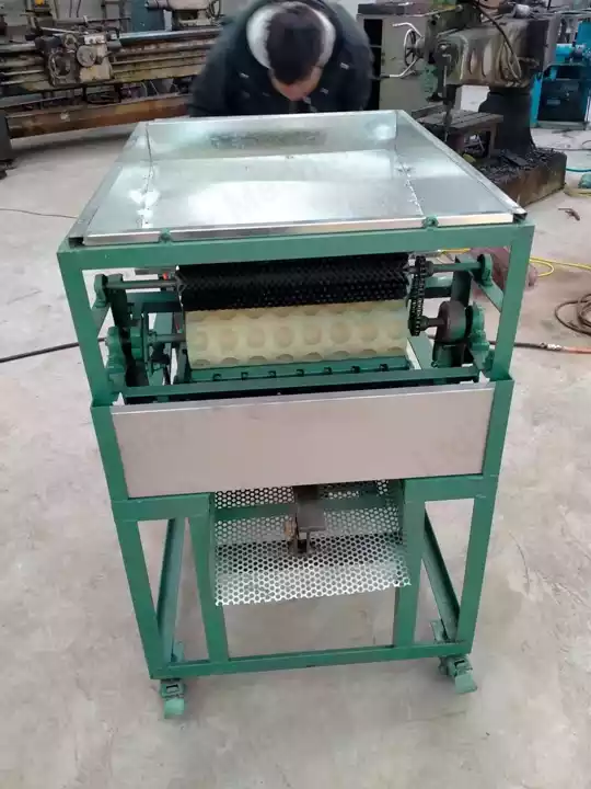 Hawaiian Nut Cracker Machine