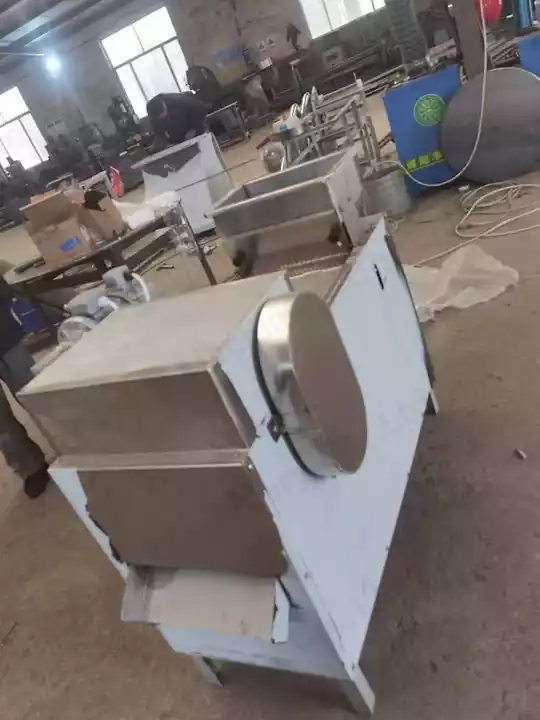 Peanut Strip Slicer