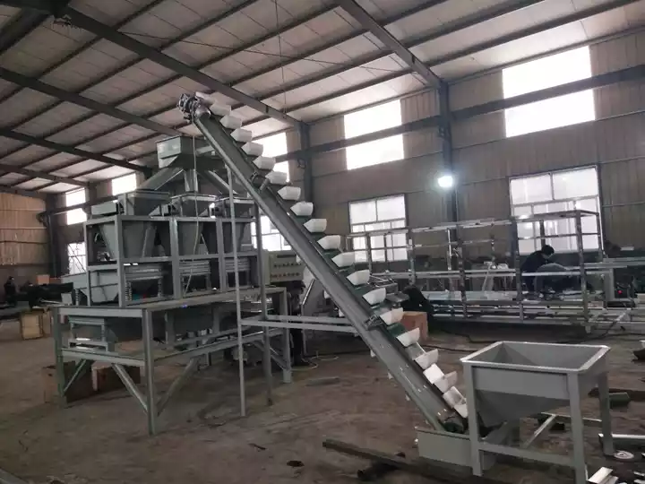 Raw Material Elevator